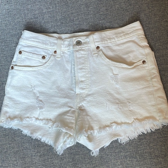 Levi’s 501 Denim Jean Shorts - Picture 1 of 2